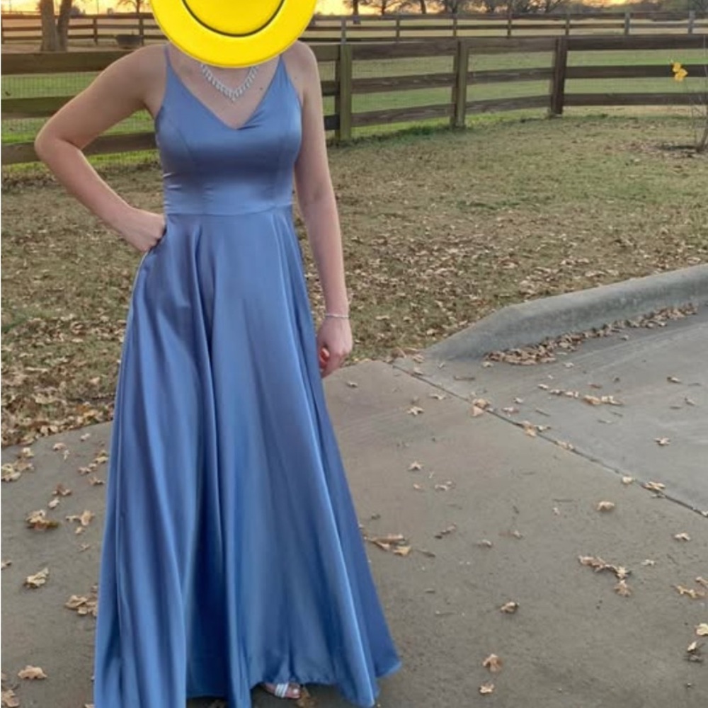Windsor Blue Sleeveless V-Neck Prom Gown